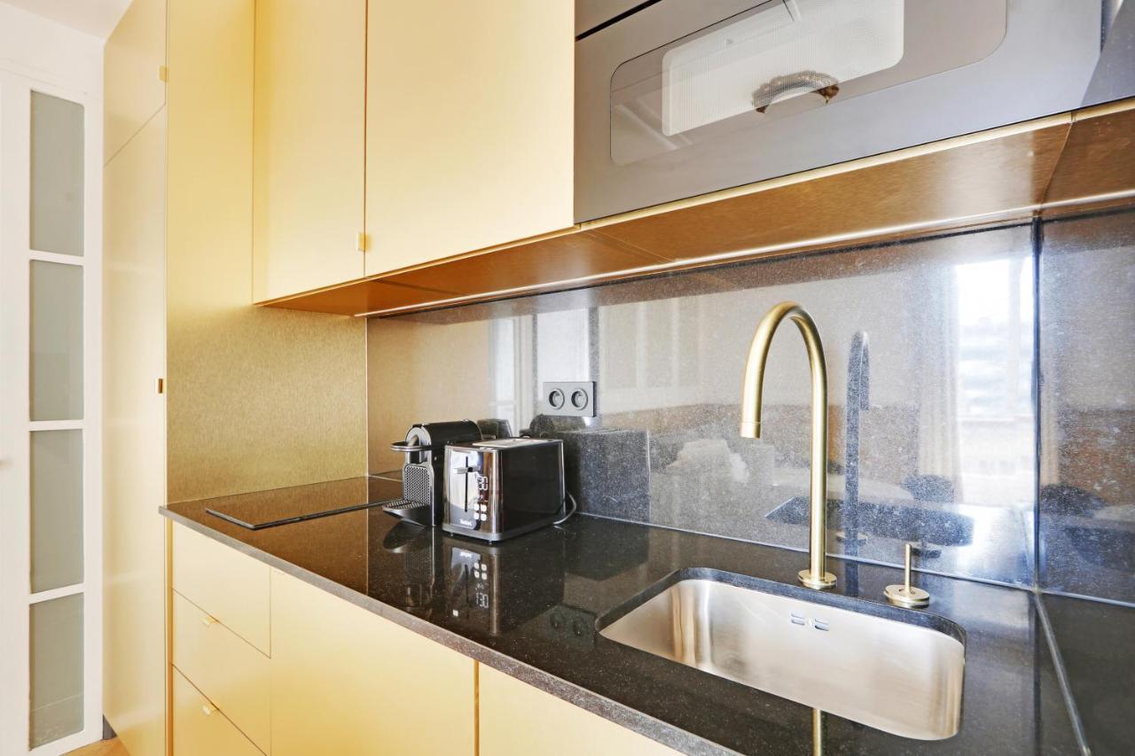 Appartamento Pick A Flat's In Champs Elysées - Rue Du Colisée Parigi